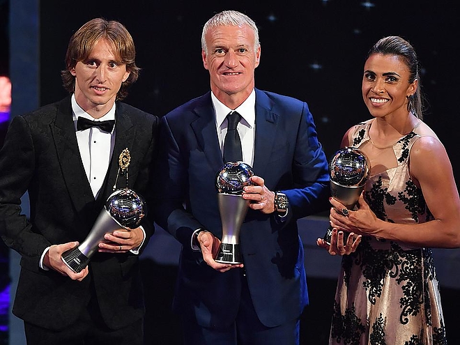 fifa_gala_ev_jatekosa_edzoje.jpg fifa_gala_ev_jatekosa_edzoje.jpg