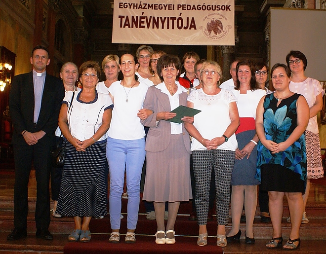 gergelyne_kemeny_katalin_arany_dij.jpg gergelyne_kemeny_katalin_arany_dij.jpg