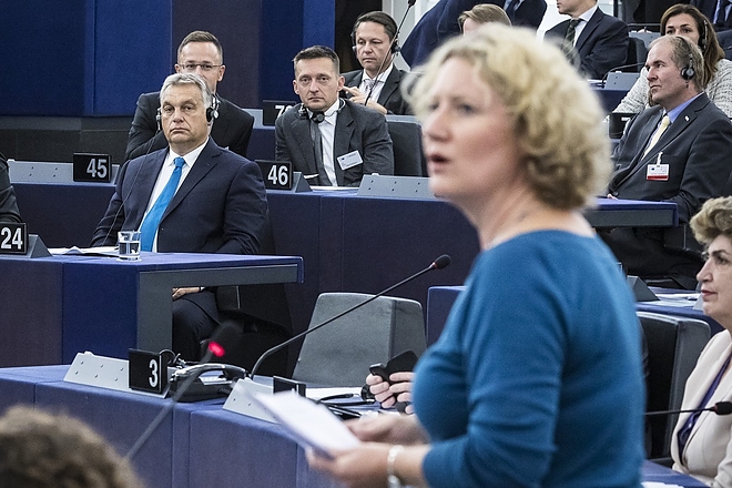 orban_viktor_sargentini_europa_parlament_180911_mti_4.jpg