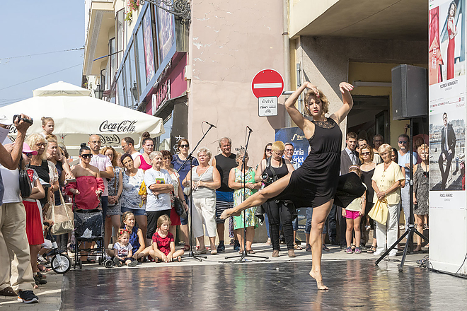 szinhazi_szabadteri_evadnyito_20180902_bl_024_web.jpg szinhazi_szabadteri_evadnyito_20180902_bl_024_web.jpg