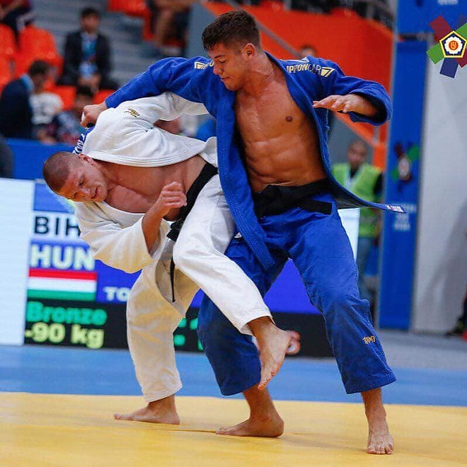 toth_apor_junior_judo_mvsc.jpg