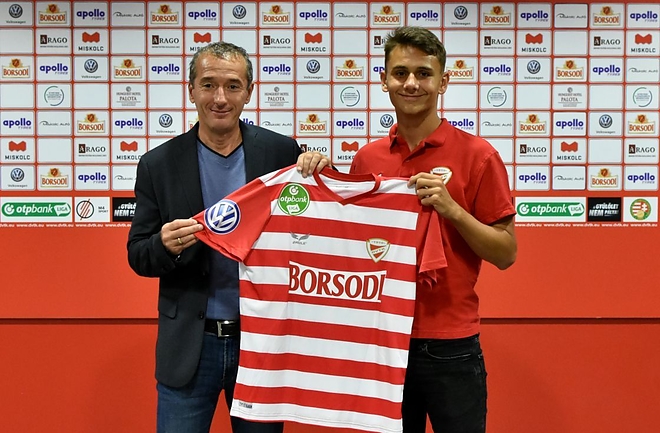 toth_borisz_dvtk_profi_szerzodes.jpeg toth_borisz_dvtk_profi_szerzodes.jpeg