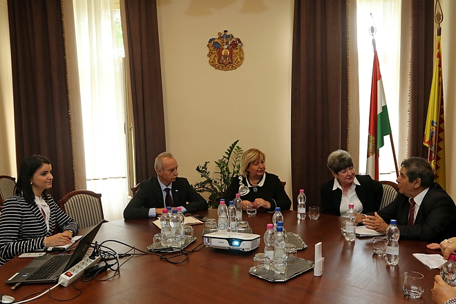 bolgar_delegacio_181003_ja_7.jpg bolgar_delegacio_181003_ja_7.jpg