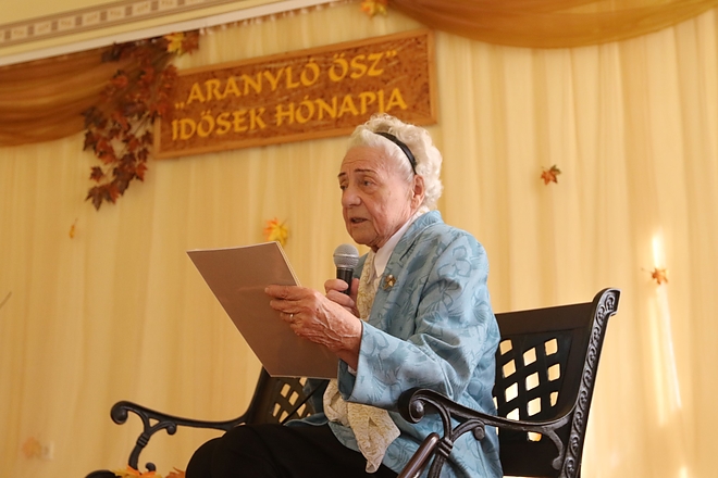 idosek_honapja_aranyalkony_181004_ja_1.jpg idosek_honapja_aranyalkony_181004_ja_1.jpg