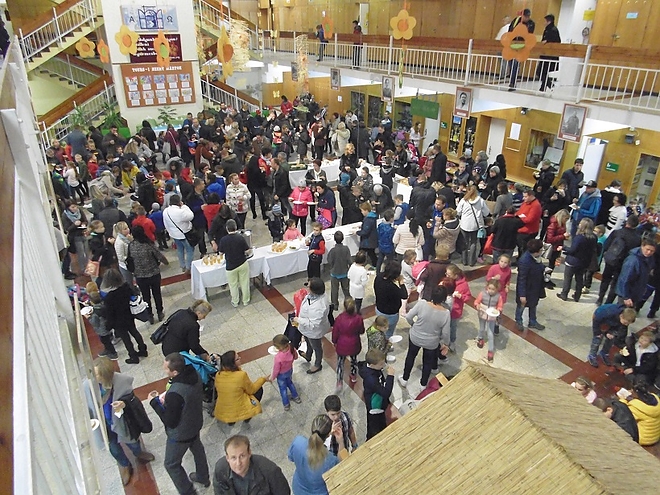 martonnap_vorosmarty_iskola_181109_4.jpg