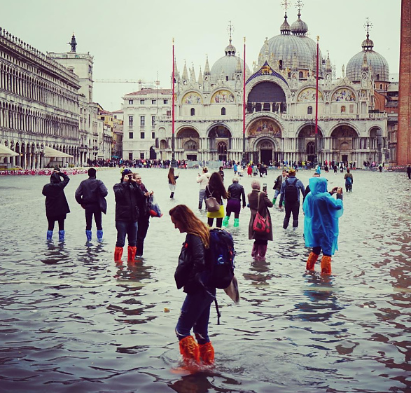 velence_4.png velence_4.png