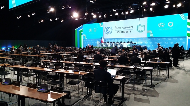 03_katowicejobbfelso.jpg 03_katowicejobbfelso.jpg