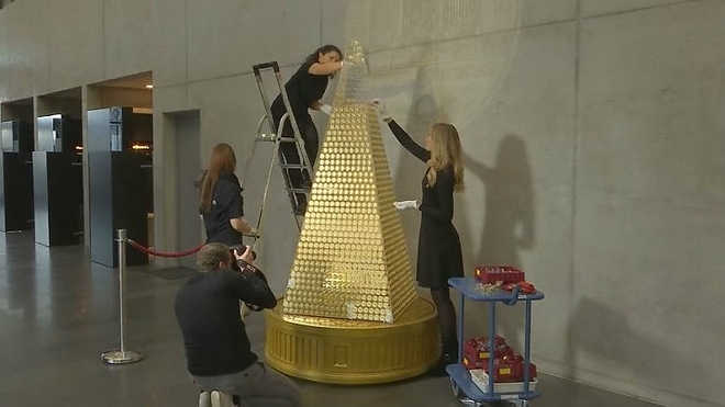 aranykaracsonyfa.jpg aranykaracsonyfa.jpg