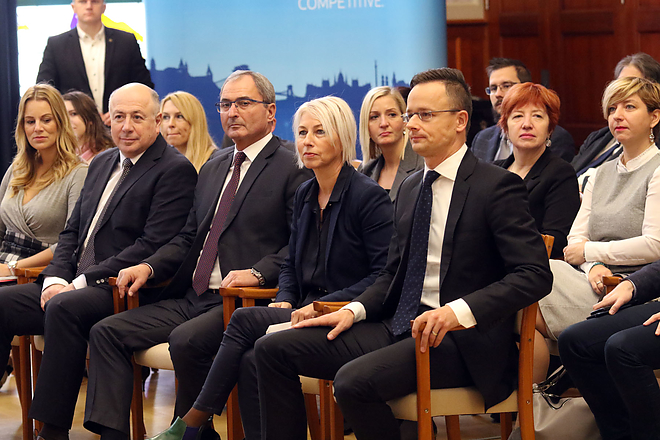 bosch_sajtotajekoztato_20181204_ja_02.jpg bosch_sajtotajekoztato_20181204_ja_02.jpg