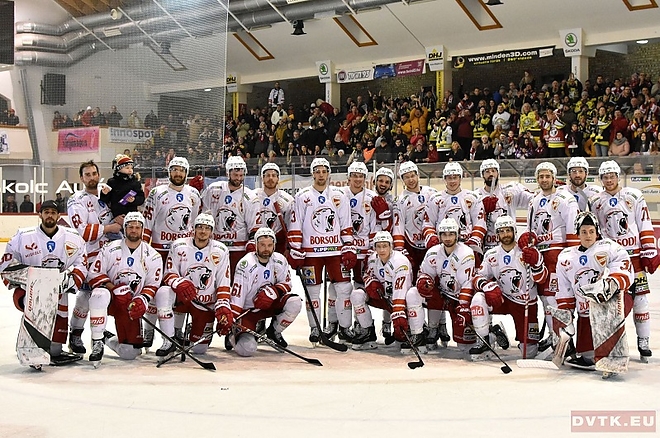 dvtk_jegesmedvek_kassa_181228_6.jpeg dvtk_jegesmedvek_kassa_181228_6.jpeg