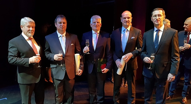 sandor_attila_magyar_gazdasagert_dij_vosz_2.jpg sandor_attila_magyar_gazdasagert_dij_vosz_2.jpg