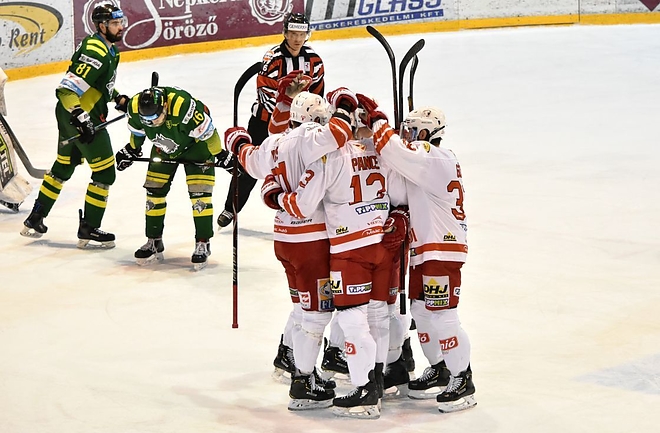 dvtk_jegesmedvek_zilina.jpeg dvtk_jegesmedvek_zilina.jpeg