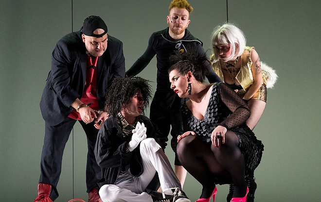 szinhaz_tevedesek_vigjateka_hatartalan.jpg szinhaz_tevedesek_vigjateka_hatartalan.jpg