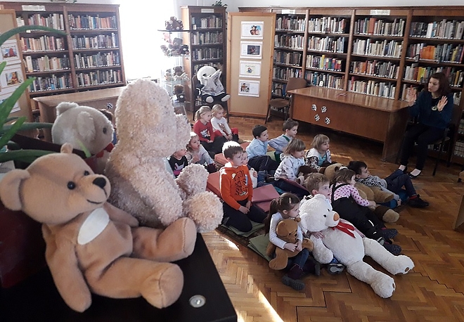 macikiallitas_szabo_lorinc_konyvtar_190131_1.jpg macikiallitas_szabo_lorinc_konyvtar_190131_1.jpg