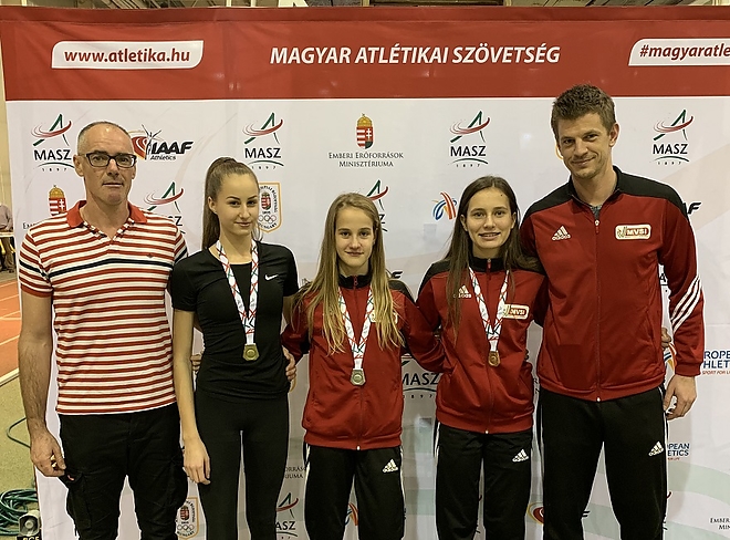 mvsi_atletika_fedettpalyas_ob_2.jpg mvsi_atletika_fedettpalyas_ob_2.jpg