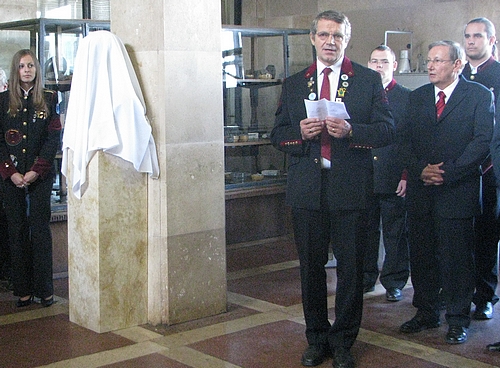 horvath_zoltan_szobor2.jpg