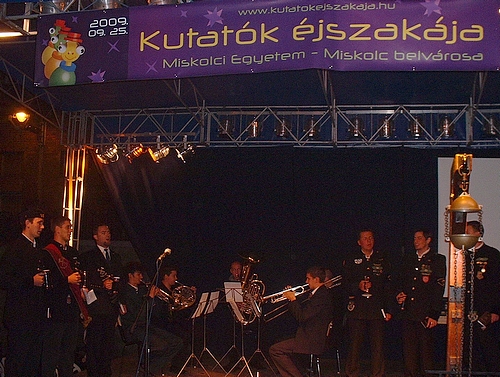 kutatok_ejszakaja-1.jpg