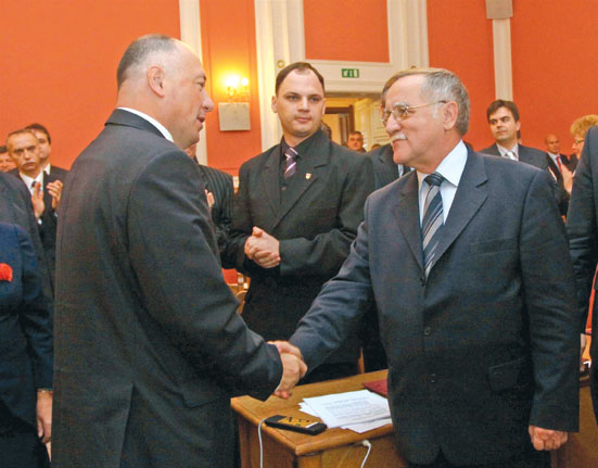 alakulokozgy okt.jpg