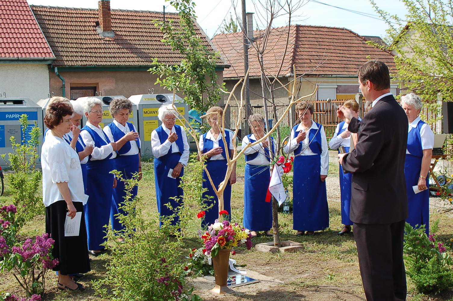 anyaknapja15.jpg