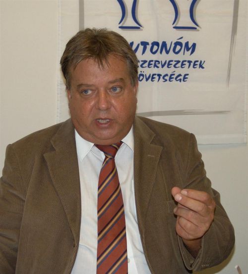 borsik_jnos_autonm_szaksz_vez_3.jpg