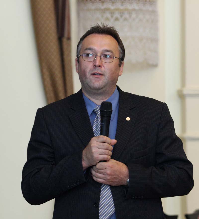 change_konferencia01_kicsi.jpg
