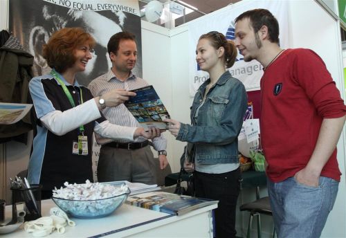 egyetem-allasborze-11-04-06-ml9.jpg