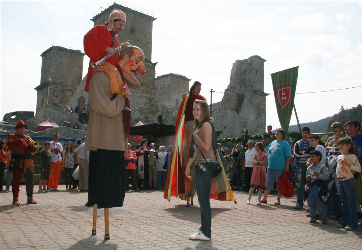 kiralynek_tavasza_3360.jpg