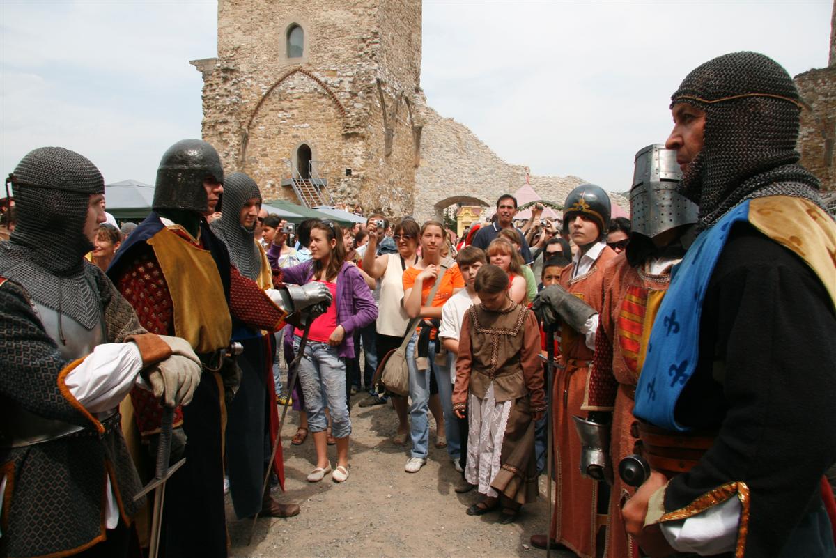 kiralynek_tavasza_3832.jpg