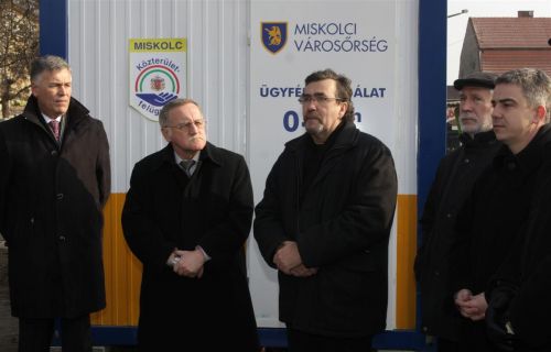 kozbizp2.jpg