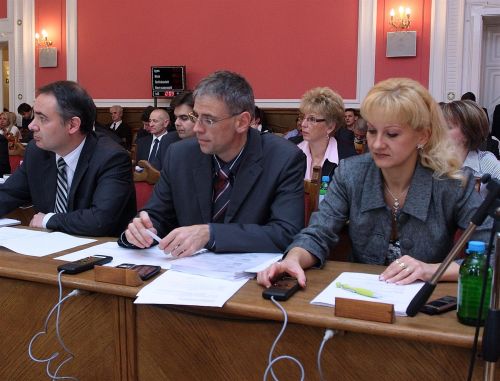 kozgyulnove4.jpg