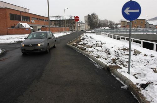 kresz_2368.jpg