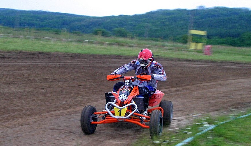 miki_quad02.jpg