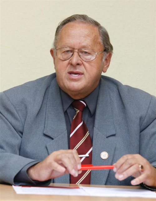 nyir_pal_2.jpg