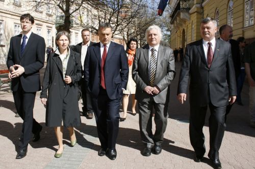 orban2.jpg