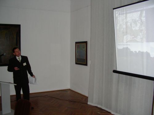 regesz_konf_01.jpg