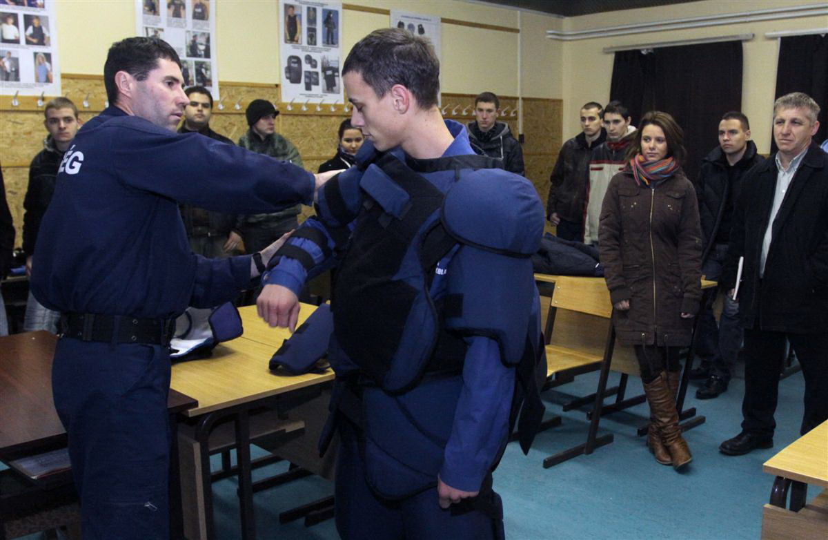 rendorszakkozepnyiltnap2011_1.jpg