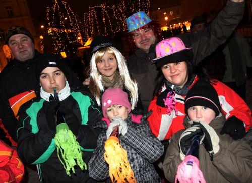 szilv_2010_dudas_emberek.jpg