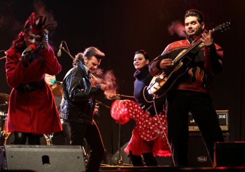 szilv_2010_hotroad_band.jpg