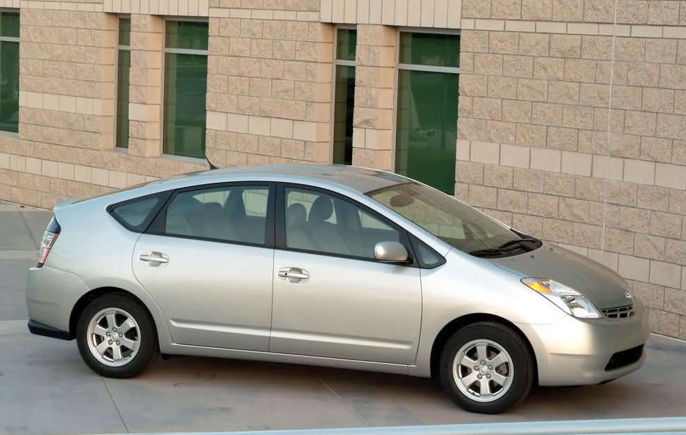 toyota-prius.jpg