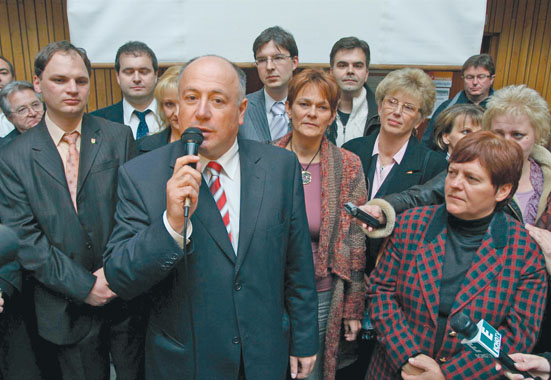 valasztas oktob.jpg