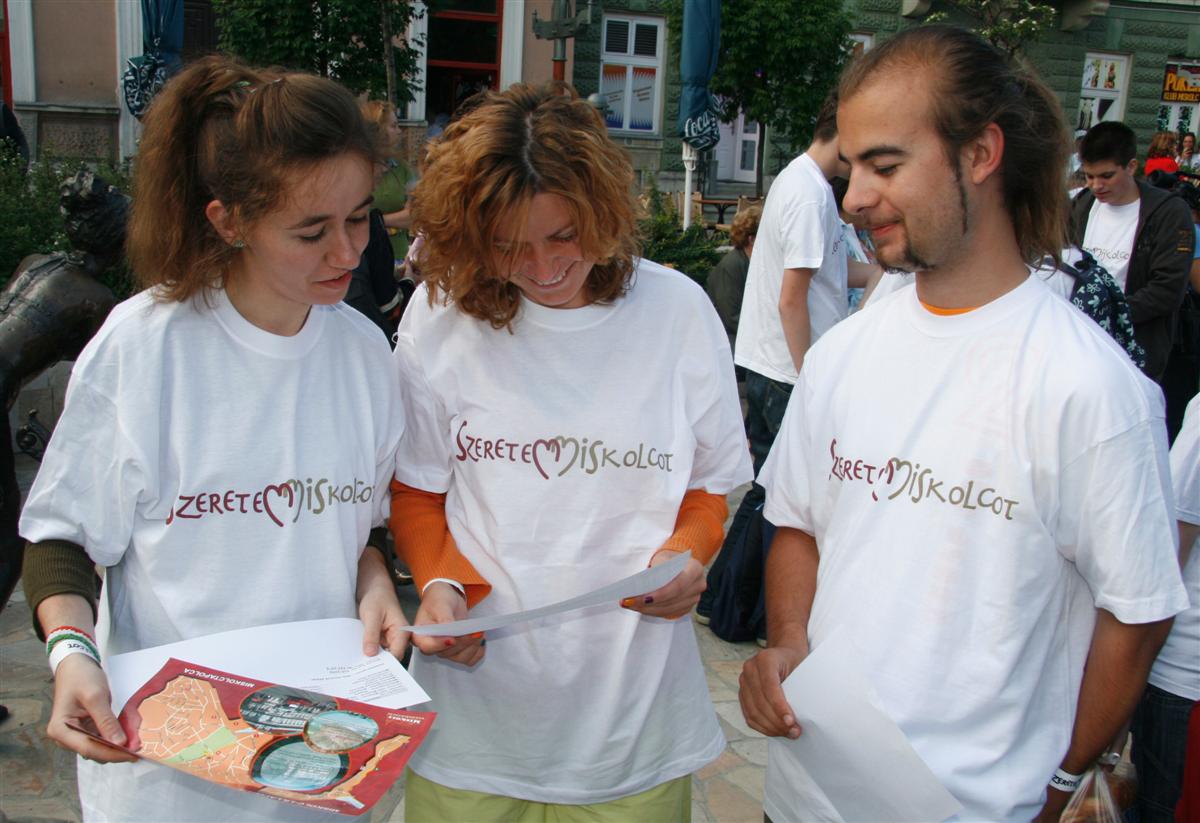 varosjaras2009.jpg