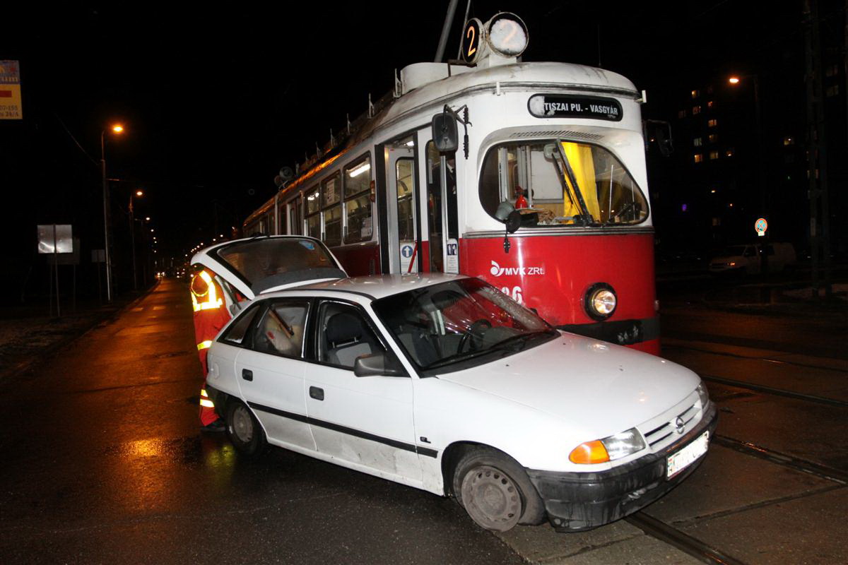 villamos_astra2.jpg