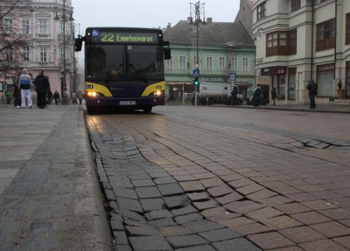 villanyrendor_buszmeg_01.jpg