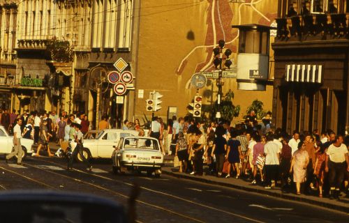 villanyrendr-1..jpg