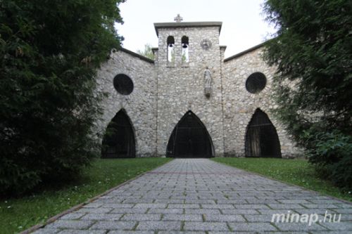 00012_tapolca_sziklakapolna_1.jpg