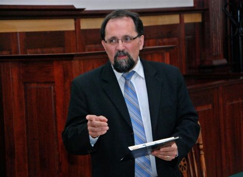 abram_tibor_tirekhu.jpg