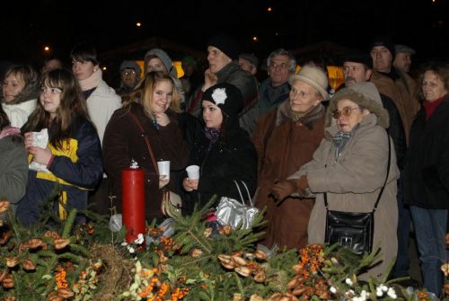 advent_az_avason_111201_ja_14.jpg