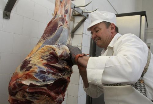 agrokultura_szurkemarha_feldolgozas_130109_ja_4.jpg
