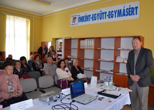 aldozat_eloadas_130515_fkcs_2.jpg