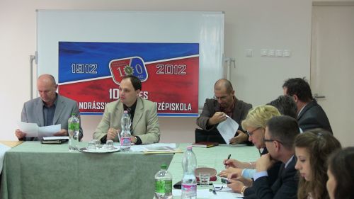 andrasi1_bizottsag.jpg